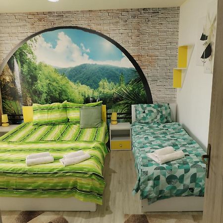 Green Rooms Hunedoara Exteriér fotografie