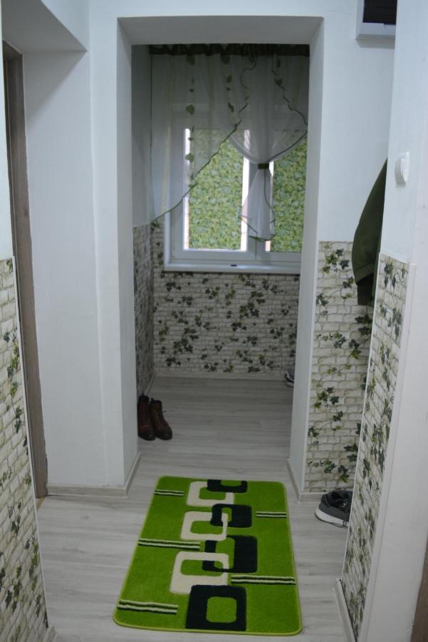 Green Rooms Hunedoara Exteriér fotografie